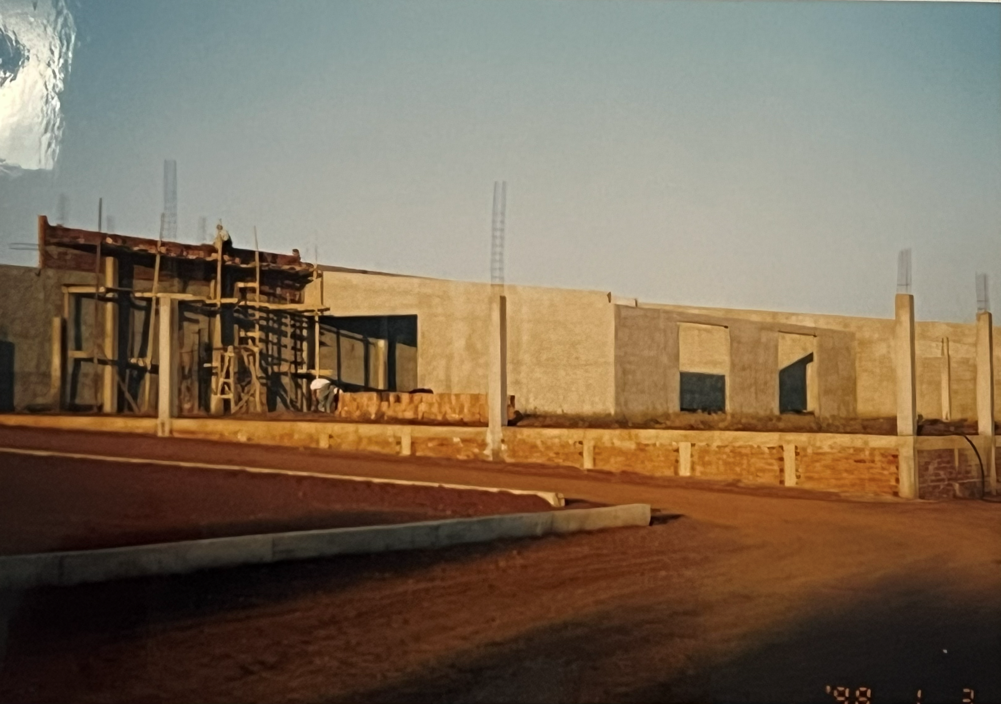 Construção da fábrica Arearty em 1997